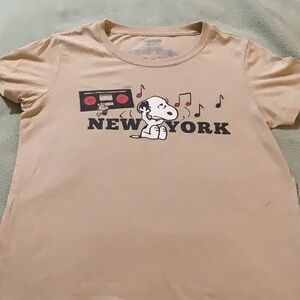 Snoopy New York music tee.  Size small/child/petite. See pics for measurements.